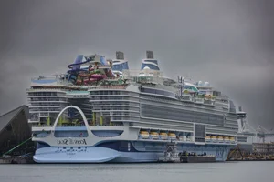 Lionel Messi Christens Icon of the Seas: A Look Inside the World’s Largest Cruise Ship - image 8