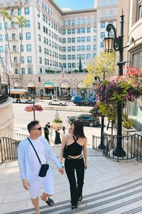 Shark Binh and Phuong Oanh's Family Photos Spark Online Buzz - image 8