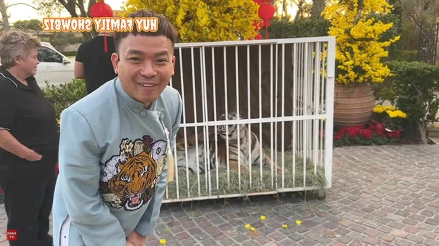 Inside the $65 Million Luxury Mansion of Singer Bich Tuyen and Her Billionaire Husband