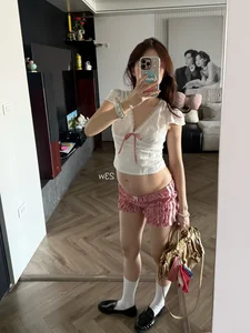 Ly Pham Pregnancy Style: How the Famous Influencer Slays Her Maternity Look - image 6