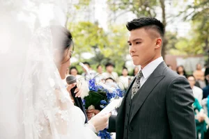 Chu Thanh Huyen Addresses Past Rumors and Her Happy Marriage to Quang Hai - image 2