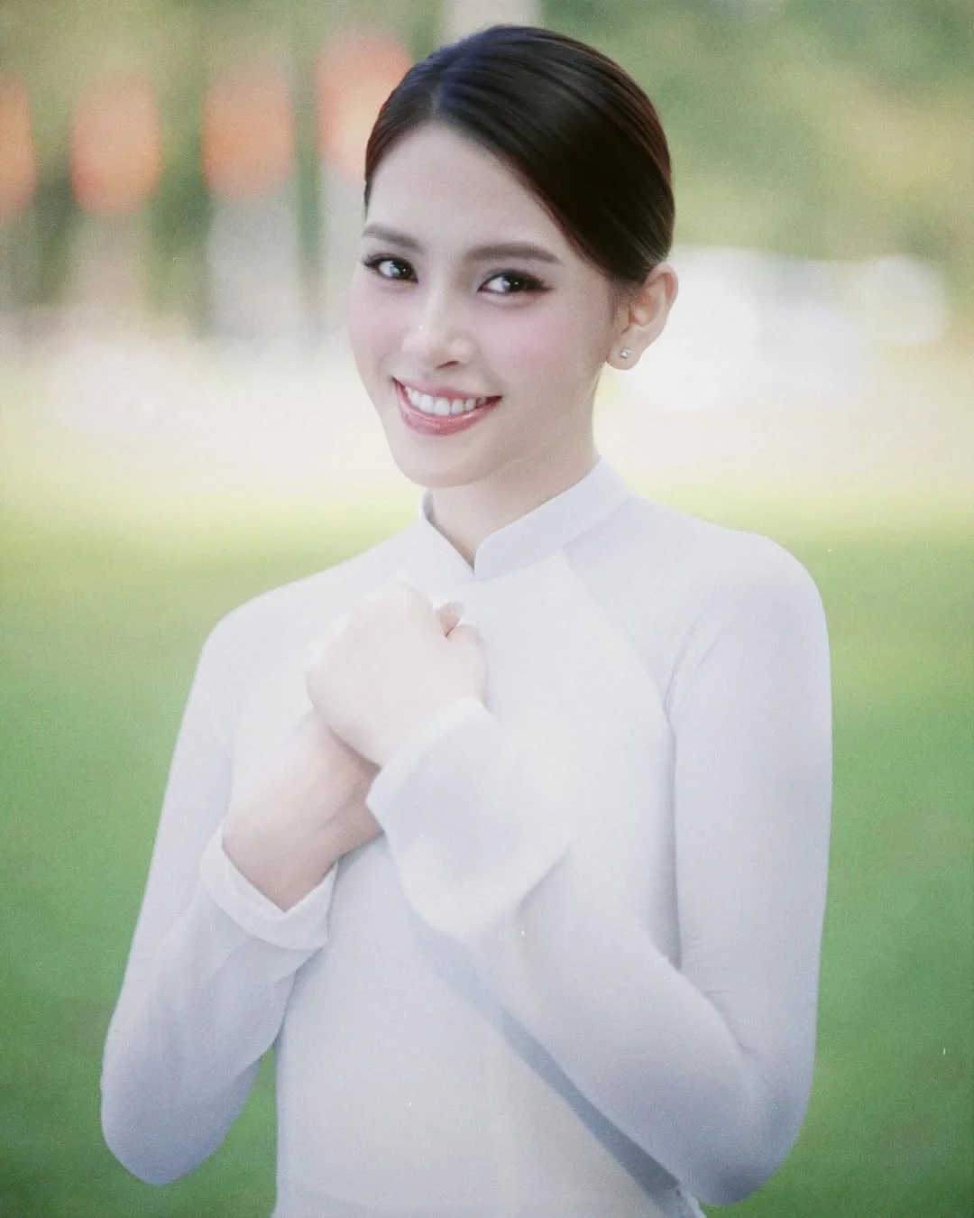 Vietnamese Stars Celebrate National Pride in Stunning Traditional Ao Dai