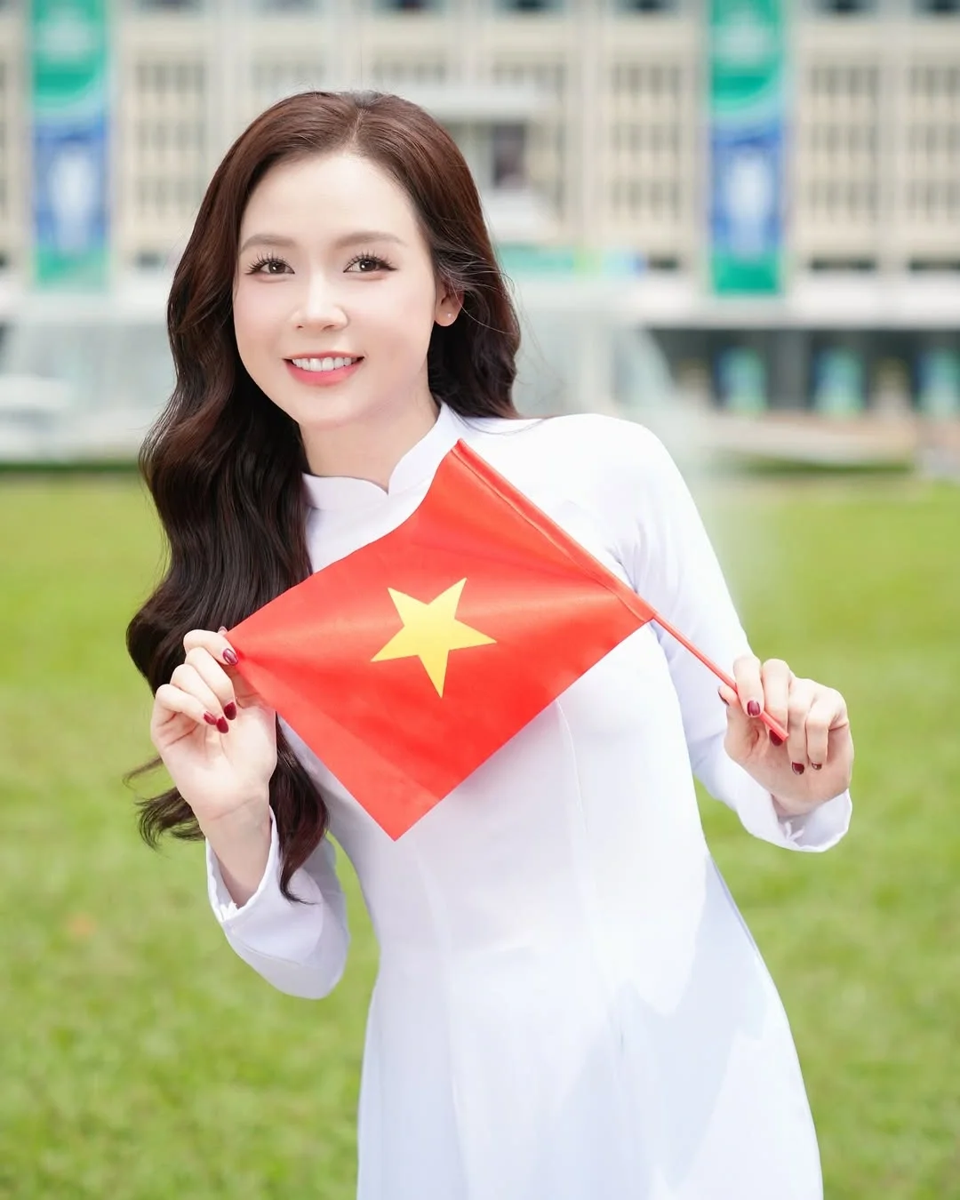 Vietnamese Stars Celebrate National Pride in Stunning Traditional Ao Dai