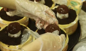 Hanoi’s Viral Mushroom Cocoa: The Creative Street Food Taking Over the Old Quarter - image 8