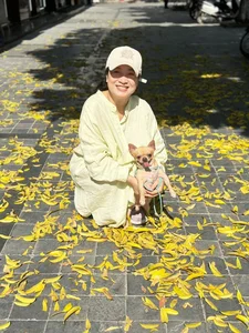 The Timeless Beauty of Actress Thu Nga from Phía Trước Là Bầu Trời - image 3