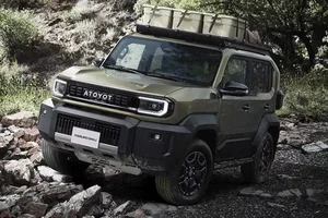 Toyota Land Cruiser FJ Coming to Vietnam with Rugged Off-Road Upgrades - image 4