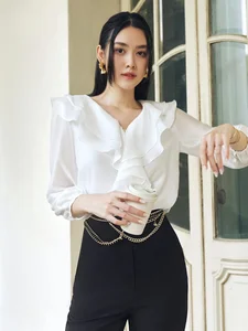 Runner-up Tuong San’s Secrets to Elegant and Modest Style - image 7