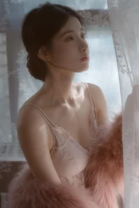 Elegant Indoor Portrait Photography: YiTuYu Art Language Vol.9055 Featuring Model Tree in a Cozy, Fur-Themed Private Room Setting - image 2