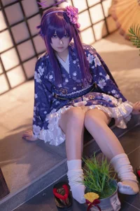 Stunning Blue Archive Igusa Haruka New Year Cosplay by Lunananya | 35P Exclusive High-Quality Photo Collection - image 2