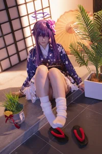 Stunning Blue Archive Igusa Haruka New Year Cosplay by Lunananya | 35P Exclusive High-Quality Photo Collection - image 3
