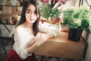 Graceful Vietnamese Women: Celebrating Elegant Fashion and Natural Charm Pack 12 - image 24