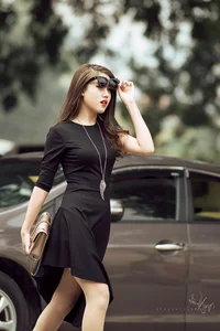 Graceful Vietnamese Women: Celebrating Elegant Fashion and Natural Charm Pack 12 - image 18