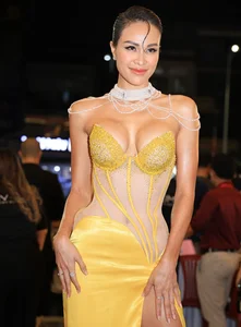 Phuong Mai and Lan Khue Dazzle the Miss Universe Vietnam Red Carpet - image 2