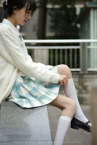 IESS Tuantuan JK Uniform Gallery: Long Legs and Youthful Style - image 20