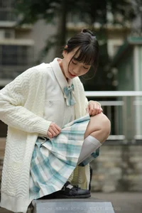 IESS Tuantuan JK Uniform Gallery: Long Legs and Youthful Style - image 87