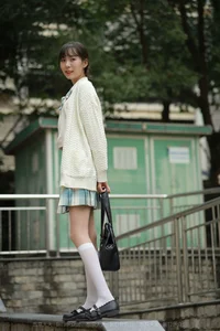 IESS Tuantuan JK Uniform Gallery: Long Legs and Youthful Style - image 16