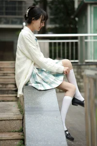 IESS Tuantuan JK Uniform Gallery: Long Legs and Youthful Style - image 57
