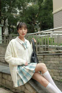 IESS Tuantuan JK Uniform Gallery: Long Legs and Youthful Style - image 54