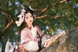 Exploring YiTuYu Art Language Vol.6307: The Unique Aesthetic of Bu Ke Ai De He He Miao - image 2