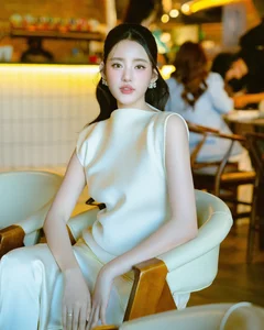 Stunning Vietnamese Influencer Goes Viral for Striking Resemblance to Actress Zhao Lusi - image 7