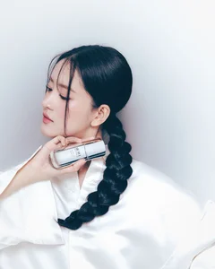 Stunning Vietnamese Influencer Goes Viral for Striking Resemblance to Actress Zhao Lusi - image 4