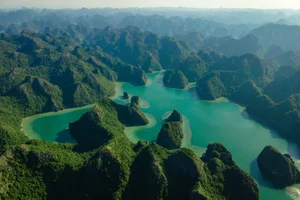 Lan Ha Bay Travel Guide 2024: The Ultimate A-Z Handbook for Adventurers - image 4