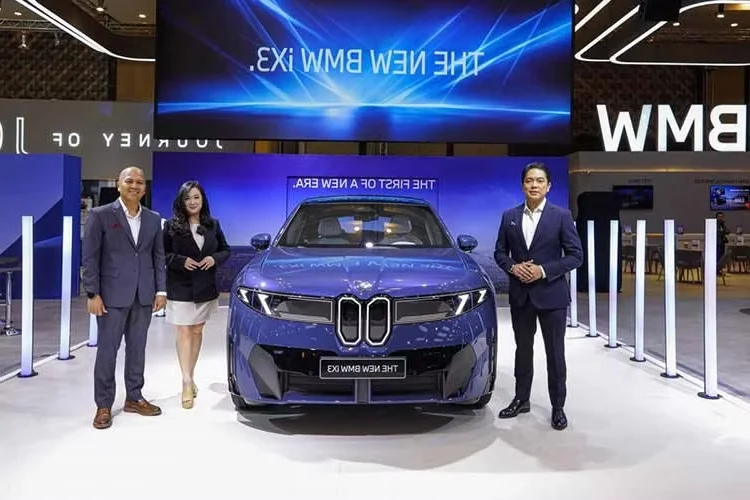 BMW iX3 2026 Debuts in Southeast Asia: 805km Range at 3.3 Billion VND