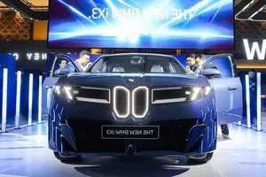 BMW iX3 2026 Debuts in Southeast Asia: 805km Range at 3.3 Billion VND - image 10