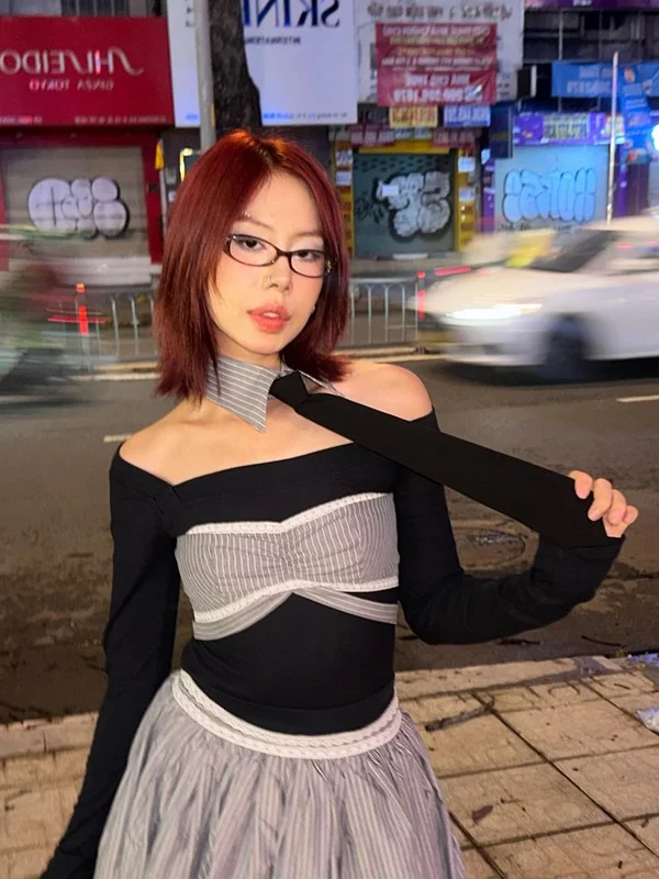 Stunning Bikini Photoshoot of the Famous 'Bac Giang Girl' Goes Viral