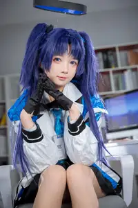 Discover Hayase Yuuka: The Enigmatic & Charismatic Cosplay by Xi Huan Ai Li Ma - image 14
