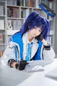 Discover Hayase Yuuka: The Enigmatic & Charismatic Cosplay by Xi Huan Ai Li Ma - image 7