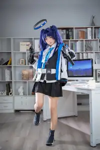Discover Hayase Yuuka: The Enigmatic & Charismatic Cosplay by Xi Huan Ai Li Ma - image 5