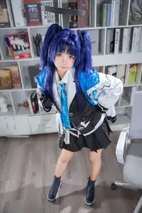 Discover Hayase Yuuka: The Enigmatic & Charismatic Cosplay by Xi Huan Ai Li Ma - image 20