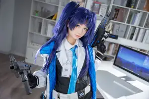 Discover Hayase Yuuka: The Enigmatic & Charismatic Cosplay by Xi Huan Ai Li Ma - image 3