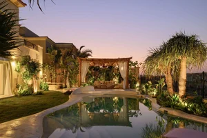 Stunning 500m2 Egyptian Villa Featuring Innovative Curved Architectural Design - image 0