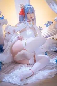 Coser Hoshilily's Azur Lane Janus Cosplay: Ethereal Beauty in a Dream - image 4