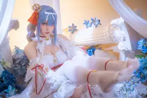 Coser Hoshilily's Azur Lane Janus Cosplay: Ethereal Beauty in a Dream - image 5