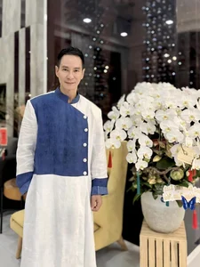 From Scrap Collector to Multi-Millionaire: The Inspiring 800 Billion VND Journey of a Famous Singer - image 7