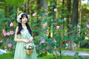 Captivating Portrait Series: YiTuYu Art Language Vol.5875 Featuring Jie Ruan Tang - image 6