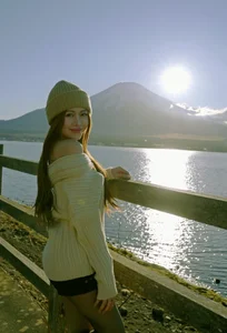 Viet Phuong Thoa: The inspiring journey from Google Sister to a cult social media star - image 1