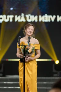 Actress Bao Thanh Maintains Her Luxury Fashion Status During Hiatus - image 2