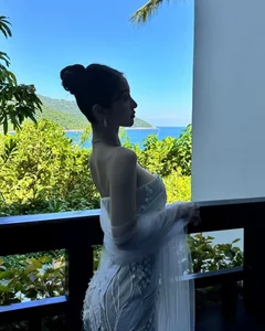 Jun Vu Clarifies: 'The 18+ Actress Label Is Easily Misunderstood' - image 9