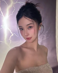 Jun Vu Clarifies: 'The 18+ Actress Label Is Easily Misunderstood' - image 3