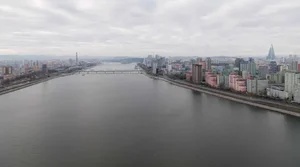 Rare Visual Journey: Captivating Photos of Daily Life in Pyongyang - image 11