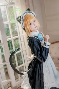 Coser Lunananya as Saiha Midori (Blue Archive): Adorable & Alluring Cosplay - image 9