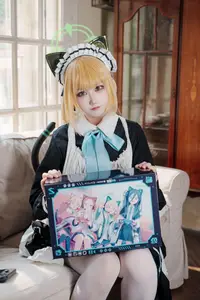 Coser Lunananya as Saiha Midori (Blue Archive): Adorable & Alluring Cosplay - image 4
