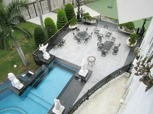 South Korean TV Features the Spectacular Gold-Plated Mansion of Tang Thanh Ha's In-Laws - image 1