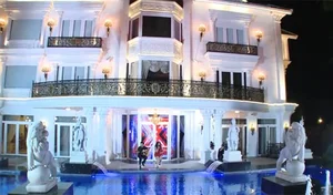 South Korean TV Features the Spectacular Gold-Plated Mansion of Tang Thanh Ha's In-Laws - image 3