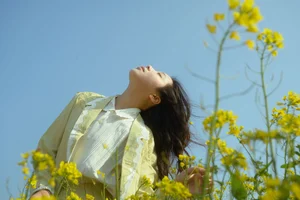 Spring Muse in Rapeseed Fields Nana Kobaya - image 2