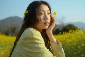 Spring Muse in Rapeseed Fields Nana Kobaya - image 10